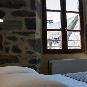 https://hotel-restaurant-le-bardiere.midi-pyreneeshotels.com